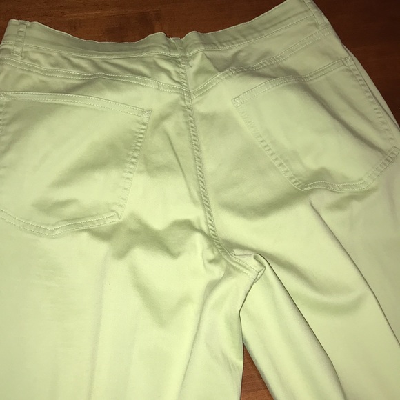 Talbots size 10L straight leg 5- pocket stretch jeans. 95% cotton, 5% spandex - Picture 9 of 9